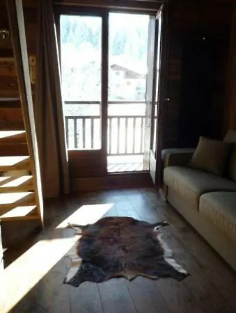 Du Petit Bois * Megeve