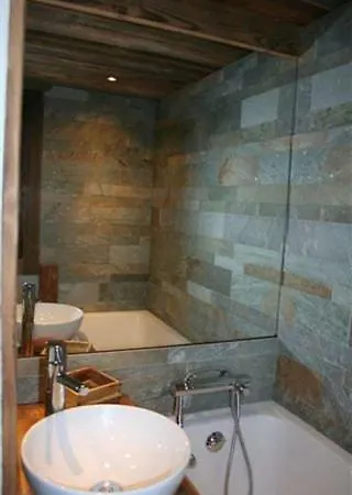 Du Petit Bois Apartment *